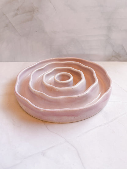 Pale Pink Medium Slow Feeder