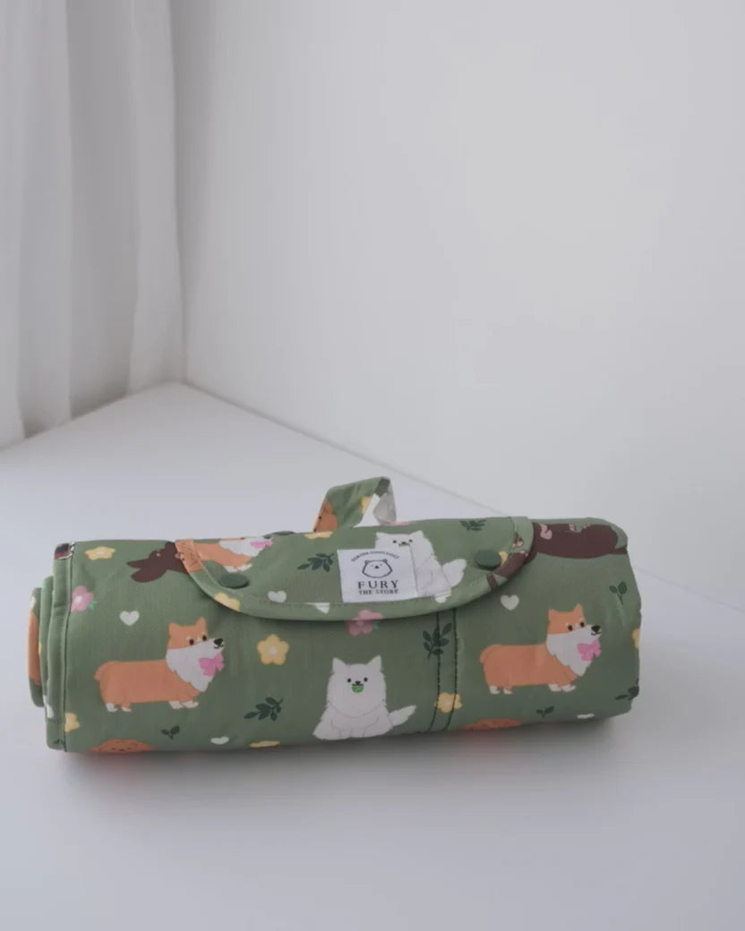 dogs at the park settle mat (standard size)